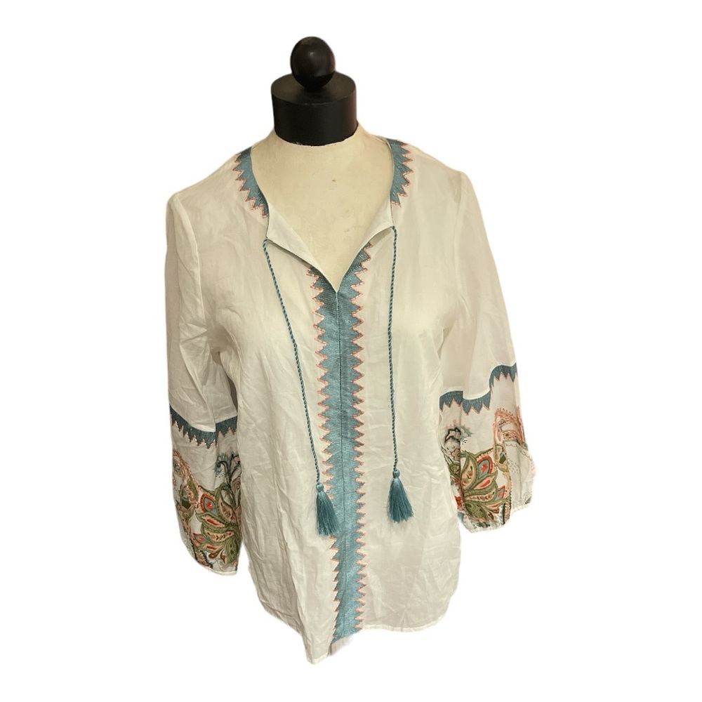 Embroidered peasant top novelty blouse 3/4 sleeve Chicos